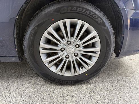 Used 2014 Chrysler Town & Country Touring-L w/ Driver Convenience Group FWD image 35