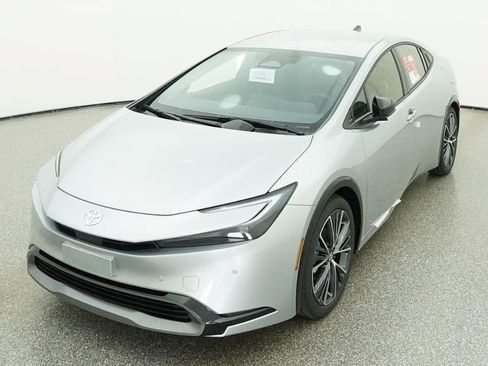 New 2027 Toyota Prius XLE FWD image 16