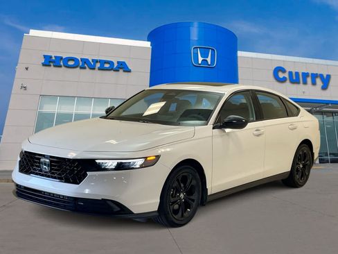 Certified 2025 Honda Accord SE image 1