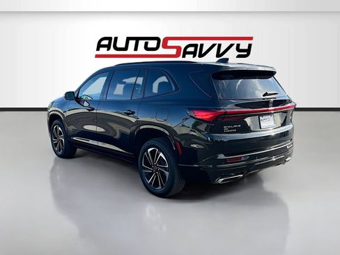 Used 2026 Buick Enclave Sport Touring w/ Power Package AWD/4WD image 5