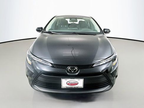 Used 2024 Toyota Corolla LE image 2
