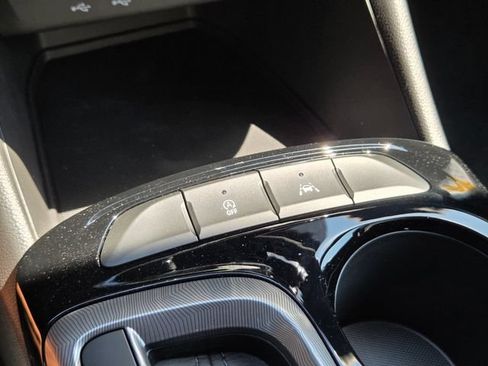 New 2026 Buick Envista Sport Touring w/ Convenience I Package FWD image 29
