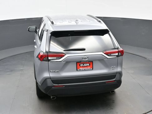 Used 2025 Toyota RAV4 XLE AWD/4WD image 39