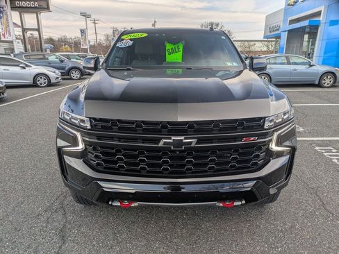 Used 2023 Chevrolet Suburban Z71 w/ Luxury Package image 2