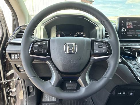 Used 2026 Honda Odyssey Touring image 29