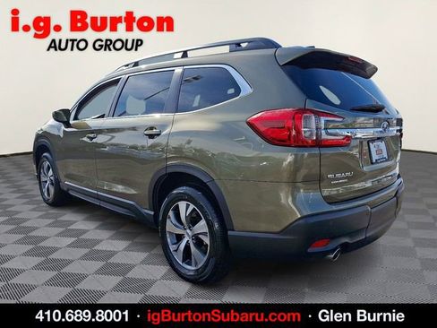 Used 2025 Subaru Ascent Premium image 4