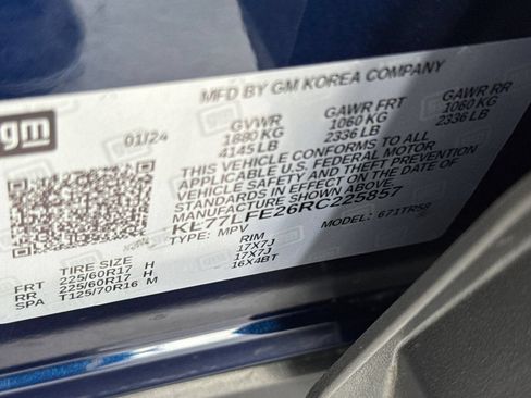 Used 2024 Chevrolet Trax LS FWD image 31