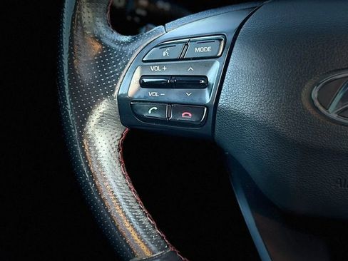 Used 2018 Hyundai Elantra Sport w/ Sport Premium Package 03 FWD image 37