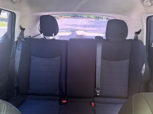Used 2019 Nissan Leaf SV w/ SV All Weather Package FWD image 13