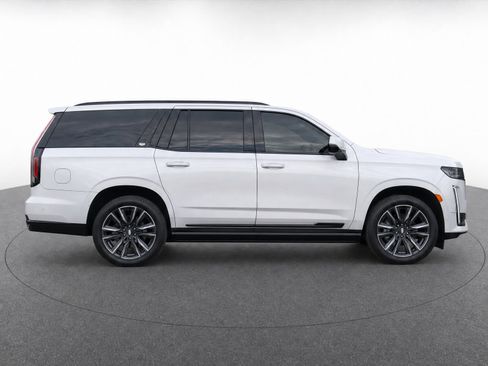 Used 2021 Cadillac Escalade Sport w/ Driver Assist Tech Package AWD/4WD image 8