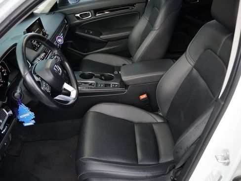 Used 2024 Honda Civic EX-L image 4