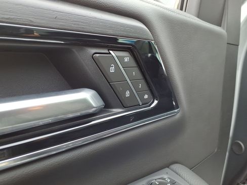 New 2026 GMC Yukon XL Denali w/ Sun & Power Step Package image 79