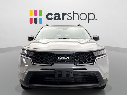 Used 2022 Kia Sorento S w/ Panoramic Sunroof Package AWD/4WD image 8