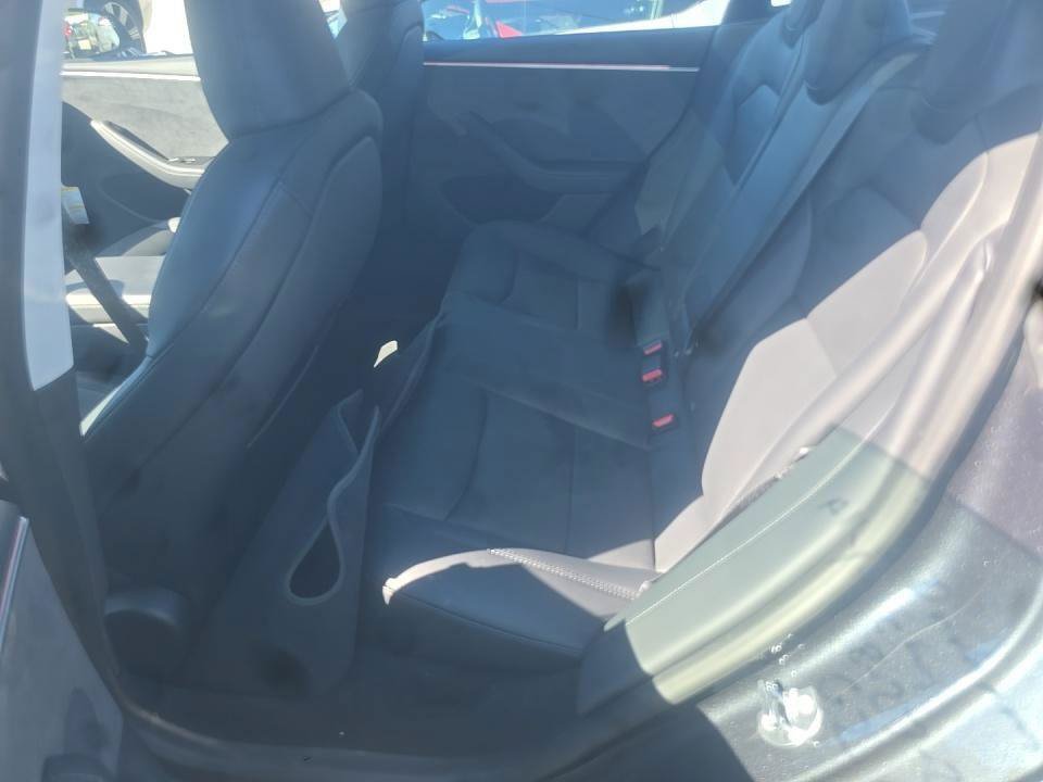 Used 2025 Tesla Model 3 Long Range AWD/4WD image 8