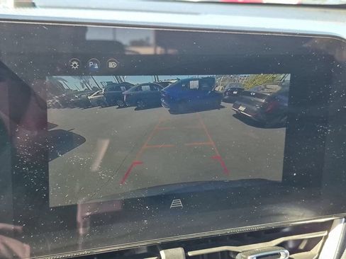 Used 2025 Chevrolet Equinox LT AWD/4WD image 18