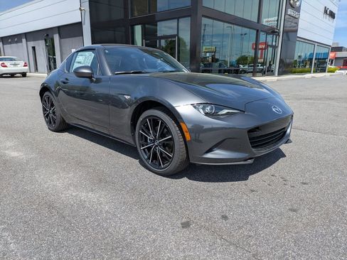 New 2026 MAZDA MX-5 Miata RF Grand Touring RWD image 2