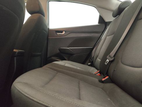 Used 2022 Hyundai Accent SEL FWD image 18