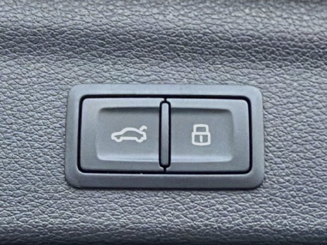 Used 2024 Audi Q3 2.0T Premium Plus AWD/4WD image 12