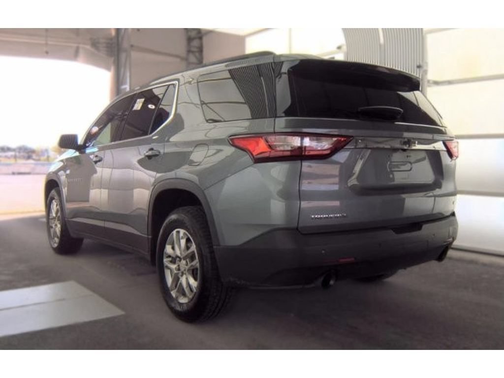 Used 2021 Chevrolet Traverse LT FWD image 4