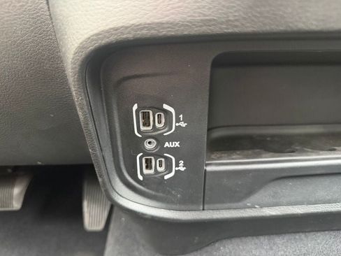 Used 2024 RAM 2500 Laramie w/ Safety Group AWD/4WD image 33