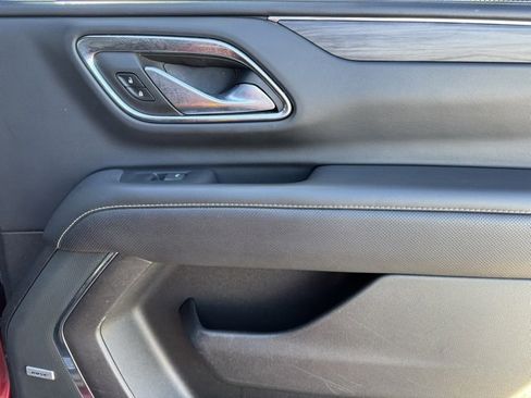 Used 2023 GMC Yukon SLT image 20