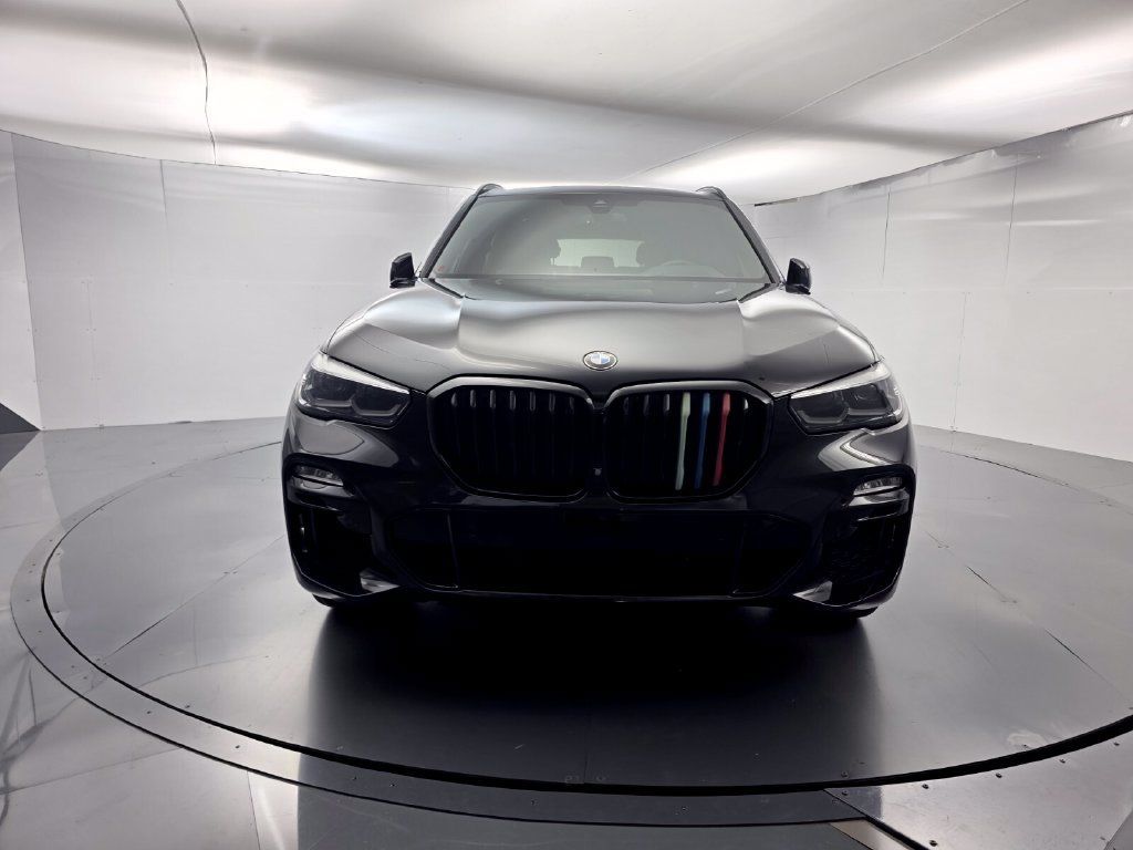 Used 2020 BMW X5 sDrive40i w/ M Sport Package RWD image 2
