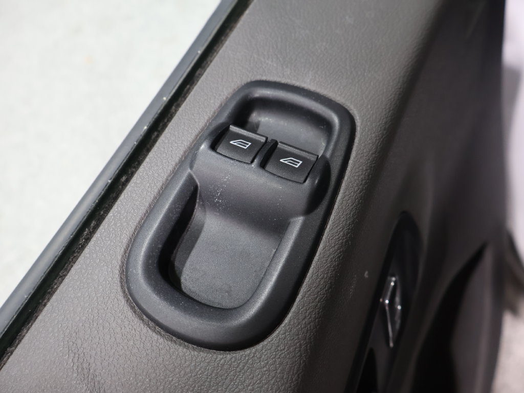 Used 2024 Ford Transit 350 XLT RWD image 13