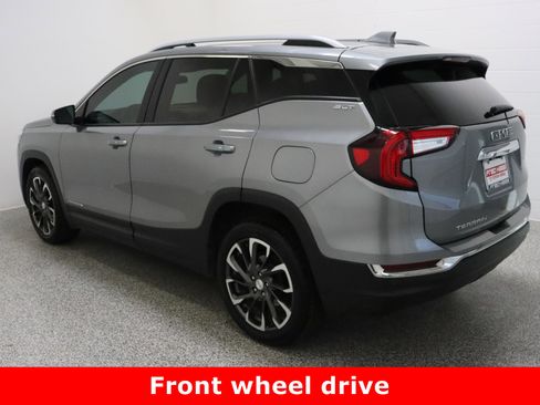 Used 2023 GMC Terrain SLT image 9