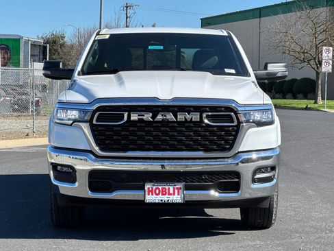 New 2026 RAM 1500 4x4 Crew Cab image 8