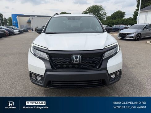 Used 2019 Honda Passport Elite image 2