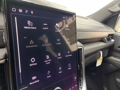 New 2026 GMC Yukon Denali w/ Denali Reserve Package image 19