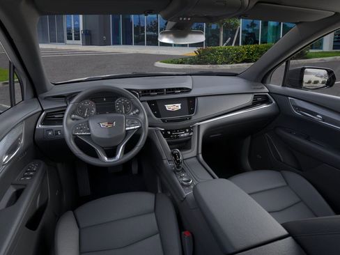 New 2025 Cadillac XT6 Luxury image 15