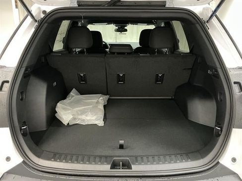 New 2027 GMC Terrain Elevation w/ LPO, Floor Liner Package AWD/4WD image 25