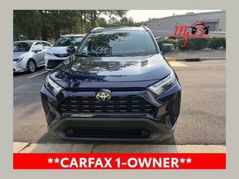 Used 2025 Toyota RAV4 XLE w/ Convenience Package FWD image 1