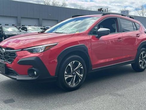 Used 2025 Subaru Crosstrek 2.0i Premium AWD/4WD image 3