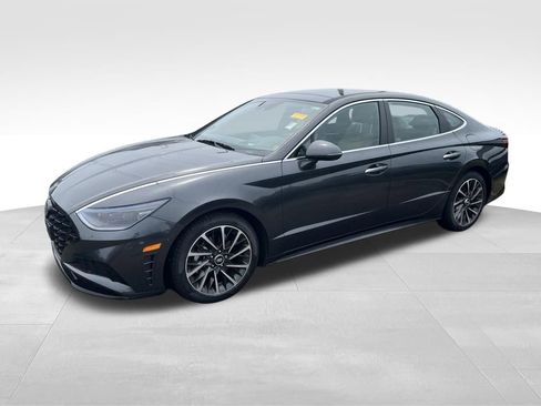 Used 2021 Hyundai Sonata Limited w/ Cargo Package FWD image 3
