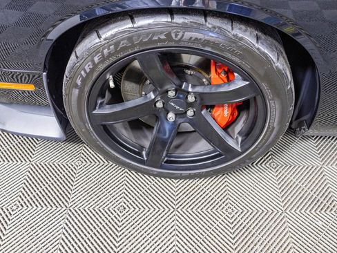 Used 2019 Dodge Challenger SRT Hellcat w/ Laguna Leather Package image 40