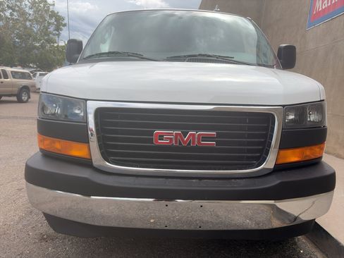 Used 2025 GMC Savana 2500 w/ Driver Convenience Package RWD image 9