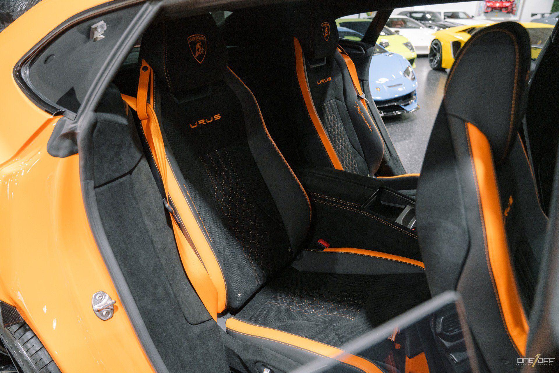 Used 2023 Lamborghini Urus Performante AWD/4WD image 15