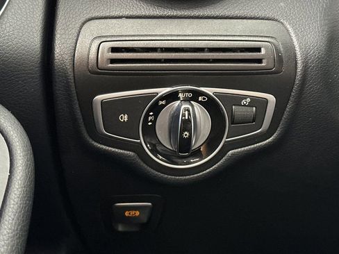 Certified 2017 Mercedes-Benz GLC 300 4MATIC image 34