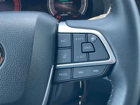 Certified 2025 Toyota Highlander XSE AWD/4WD image 20