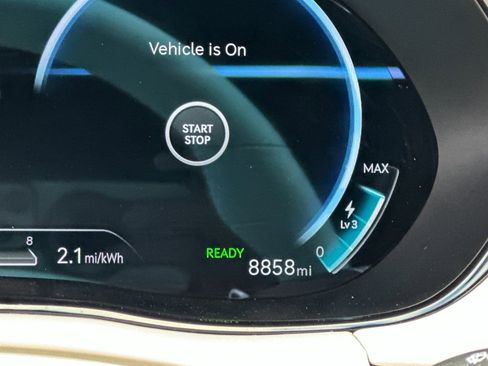 Used 2025 Genesis Electrified GV70 Prestige w/ Prestige Package image 29