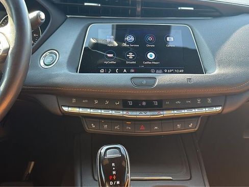 Used 2020 Cadillac XT4 Premium Luxury w/ Enhanced Visibility Package AWD/4WD image 20