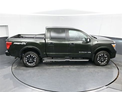 Used 2019 Nissan Titan PRO-4X w/ Pro-4x Convenience Package image 30