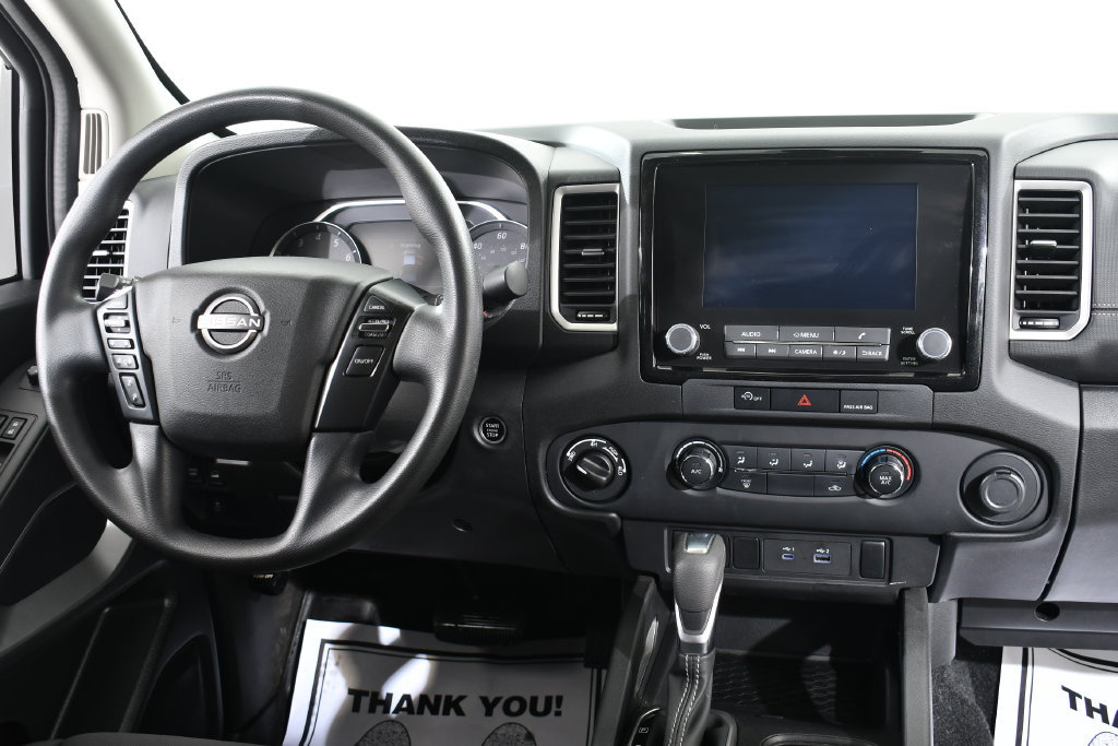 Used 2024 Nissan Frontier SV AWD/4WD image 8