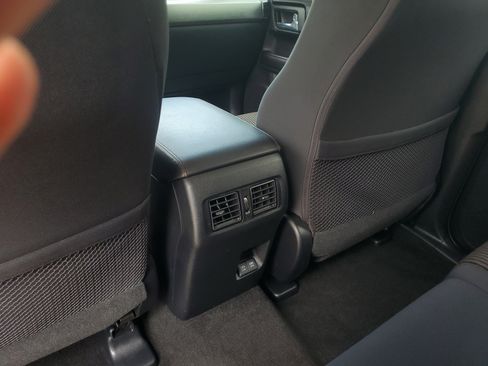 Certified 2021 Toyota 4Runner TRD Off-Road AWD/4WD image 14