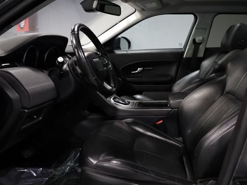 Used 2018 Land Rover Range Rover Evoque SE AWD/4WD image 13