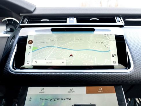 Used 2023 Land Rover Range Rover Velar S image 28