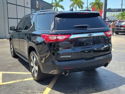 Used 2019 Chevrolet Traverse LT w/ LT Premium Package FWD image 6