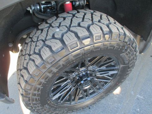 Certified 2023 Chevrolet Silverado 2500 LTZ w/ LTZ Plus Package image 13